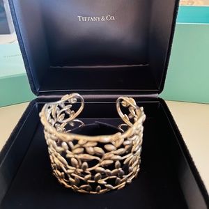 Tiffany & Co. Paloma Picasso Olive Leaf Cuff